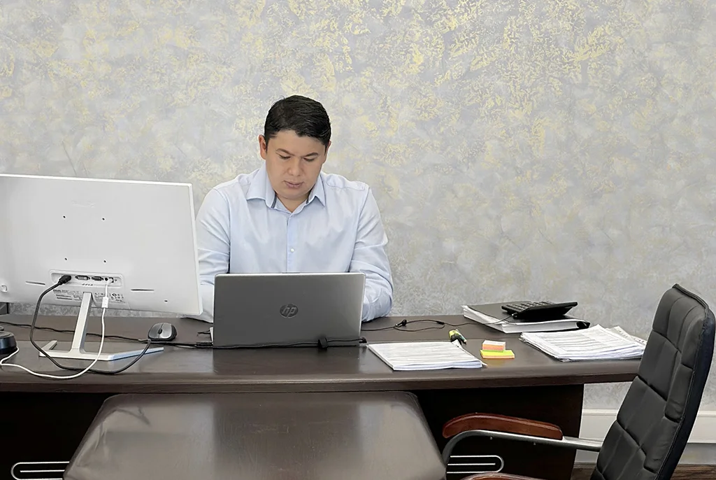 Yo'l patrul xodimlari va yo'l harakati xavfsizligi xodimlarining harakatlariga / harakatsizligiga e'tiroz bildirish uchun shikoyatlar / bayonotlar tayyorlash